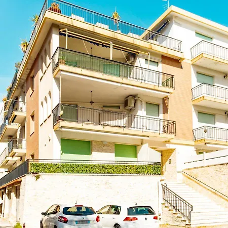 200 Metri Dal Mare Relax Con Ampio Terrazzo 公寓 *